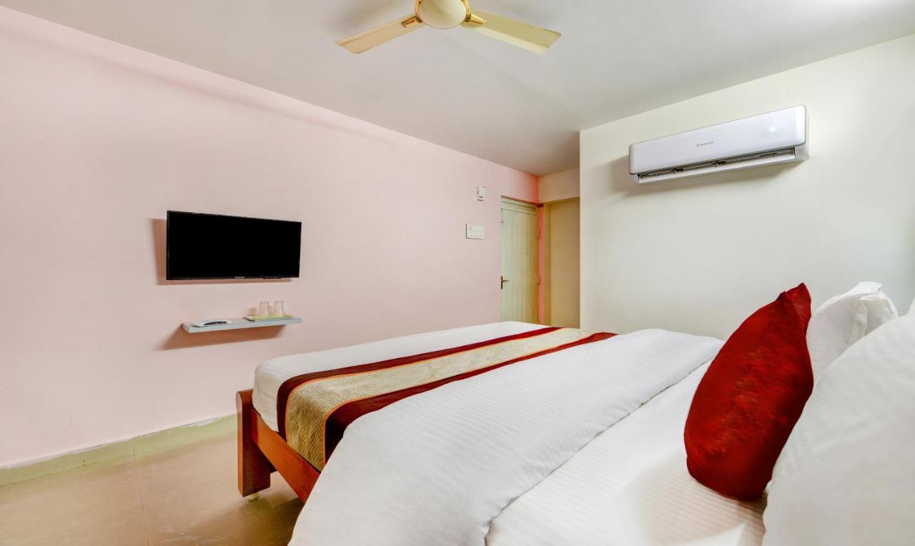 Pleasant Days Hotel Chennai Exterior photo