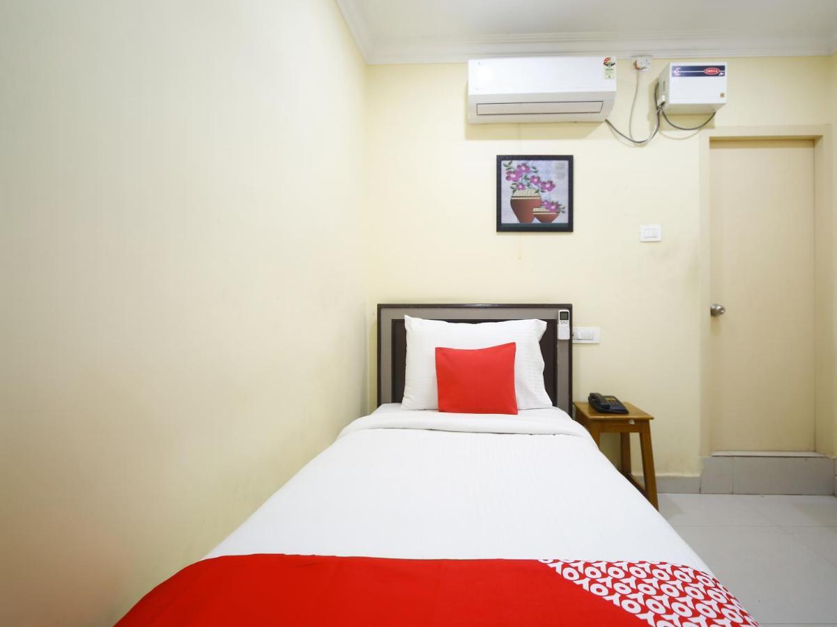 Pleasant Days Hotel Chennai Exterior photo